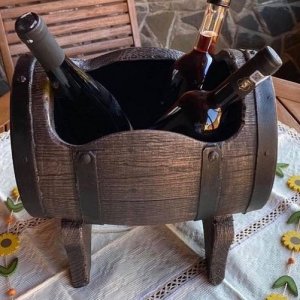 Salsa S ruukku ja viinipullot Tynnyrimies