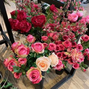 Tekokukat ovat välillä todella aidon näköisiä