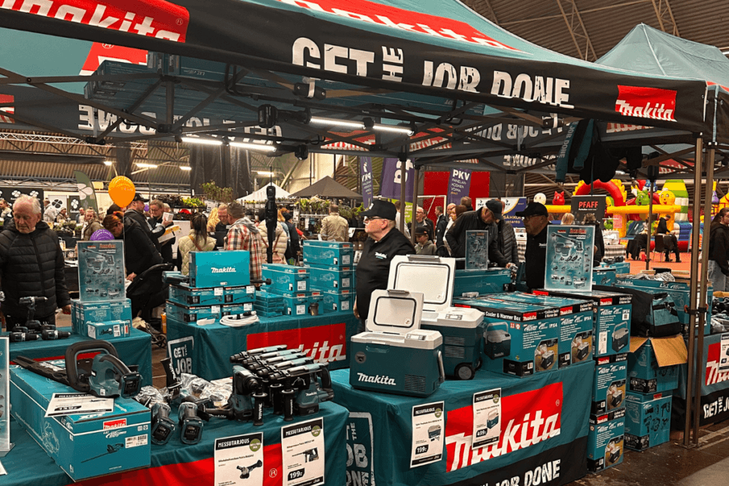 Puutarhakoneita ja työkaluja esillä Porin Piha ja Puutarha -messuilla 2026.